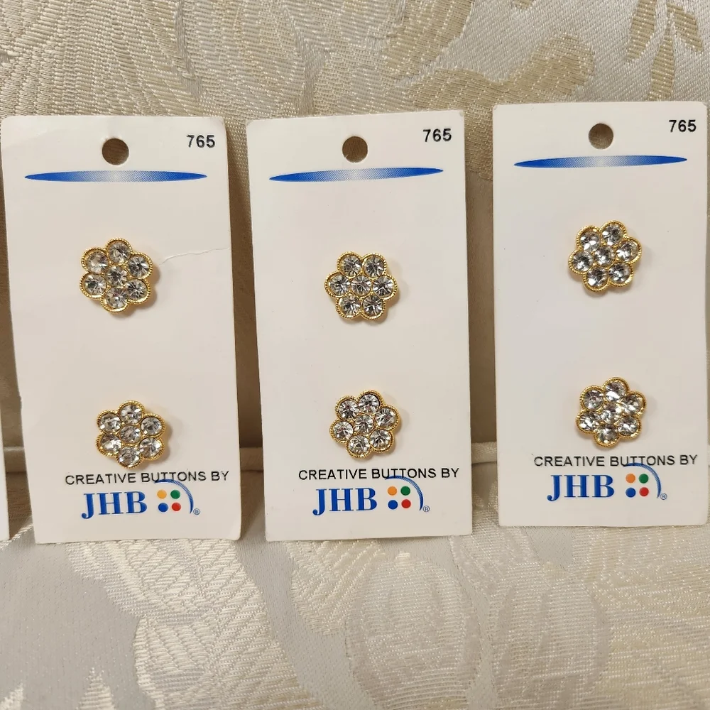 Creative Buttons By JHB - Rhinestone Flower buttons